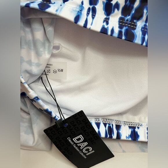 NWT Women’s Plus Size Ruffle Swim Bikini Top Size 16W #267 - Picture 12 of 13